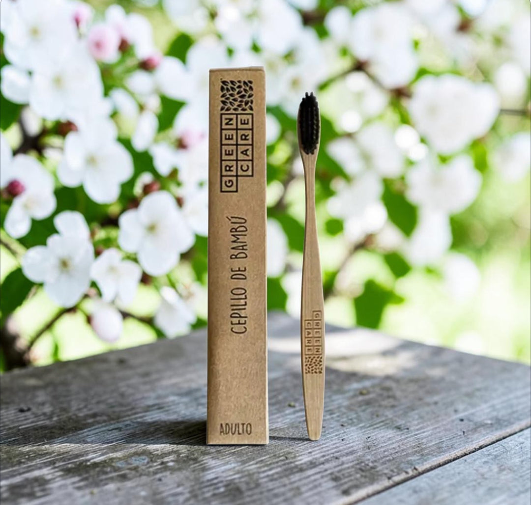 Cepillos Biodegradables de Bambú
