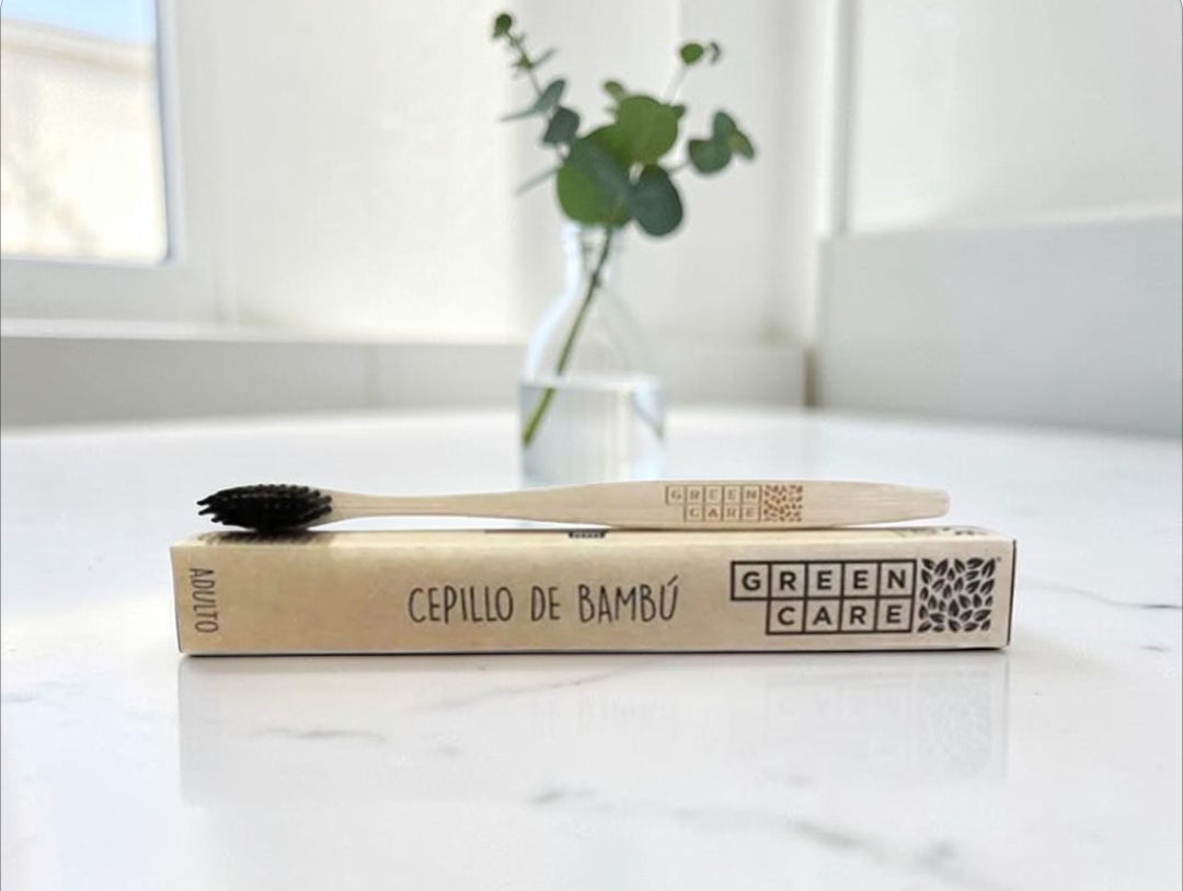 Cepillos Biodegradables de Bambú